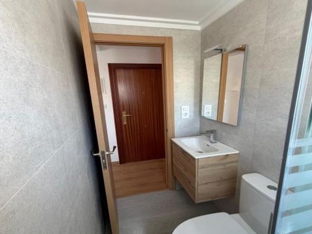 Piso en venta en Distrito 2, Albacete
