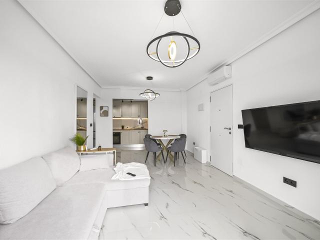 Casa en venta en Urbanización Horizonte, Orihuela