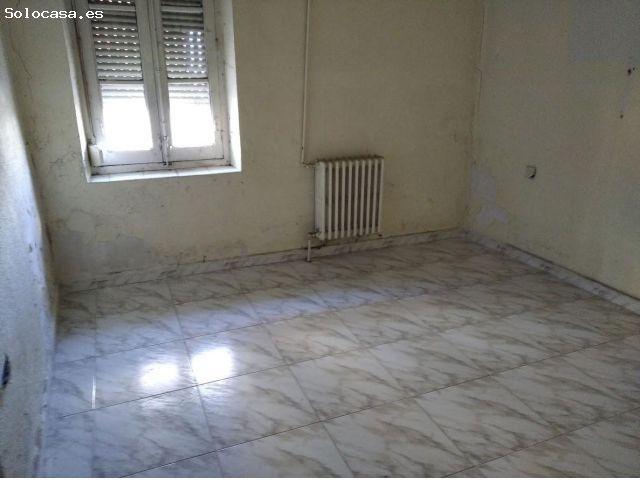 Piso en venta en La Vega, León