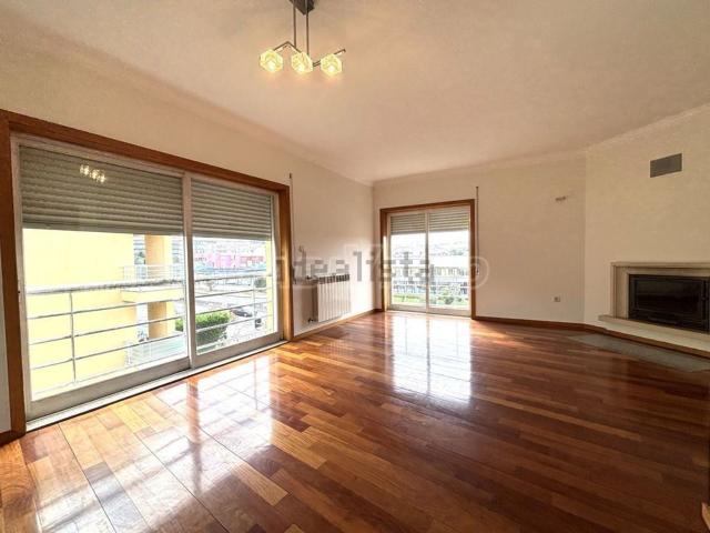 Apartamento venda em Formiga, Valongo