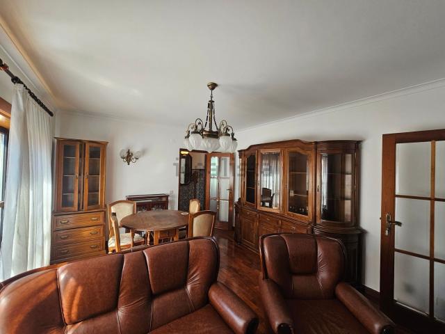Apartamento alugar em Espinho