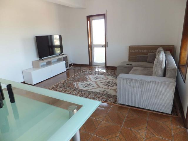 Apartamento alugar em Espinho