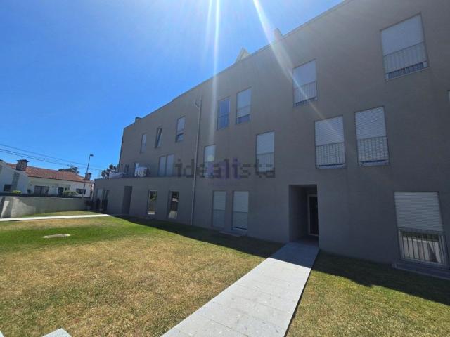 Apartamento alugar em Marinhas