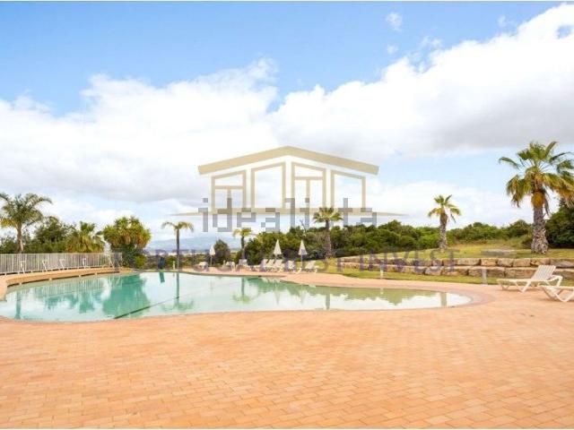 Apartamento venda em Estômbar, Faro
