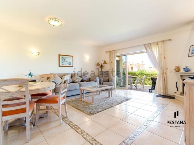 Apartamento venda em Estômbar, Faro