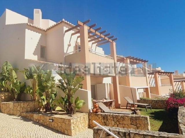 Apartamento venda em Vale da Pinta, Estômbar e Parchal
