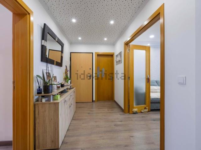 Apartamento venda em Estômbar, Faro