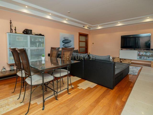 Apartamento venda em Mexilhoeira da Carregação, Parchal