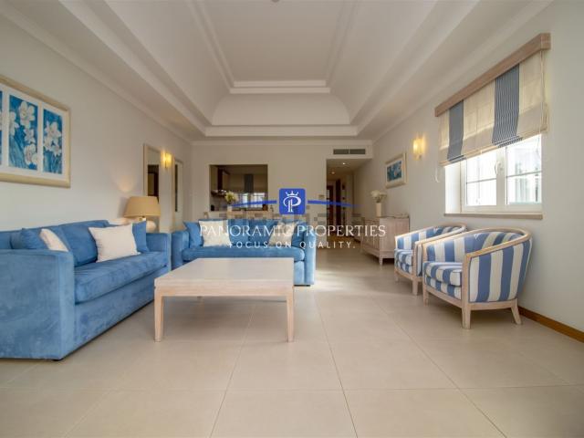 Apartamento venda em Estômbar, Faro