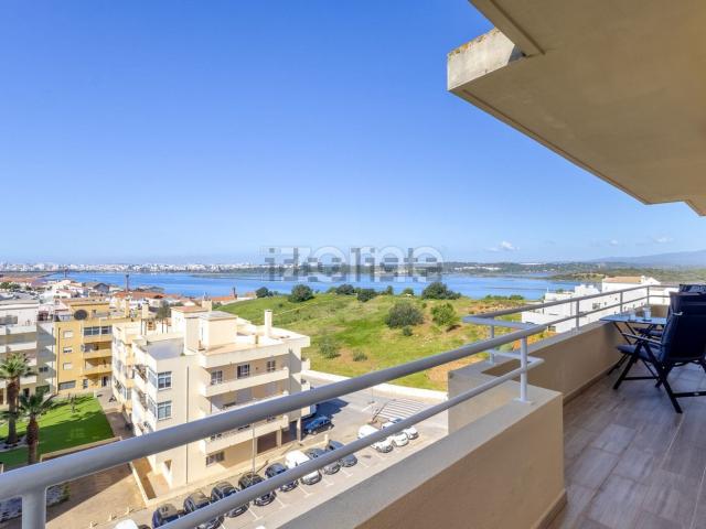 Apartamento venda em Mexilhoeira da Carregação, Parchal