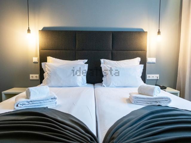 Apartamento venda em Estômbar, Faro