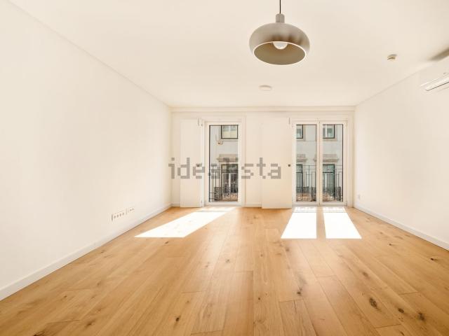 Apartamento venda em Santos-o-Velho, Lisboa