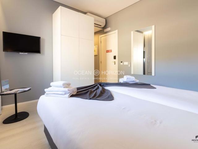 Apartamento venda em Estômbar, Faro