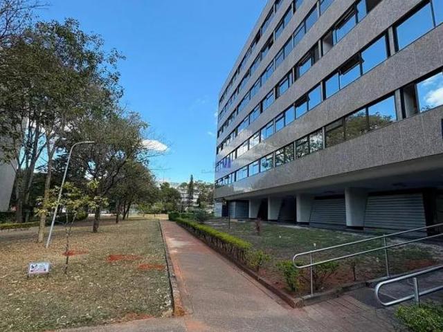 Apartamento venda em SQS 303, Plano Piloto