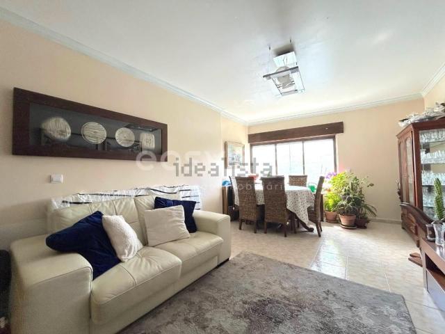 Apartamento venda em Amadora, Lisboa