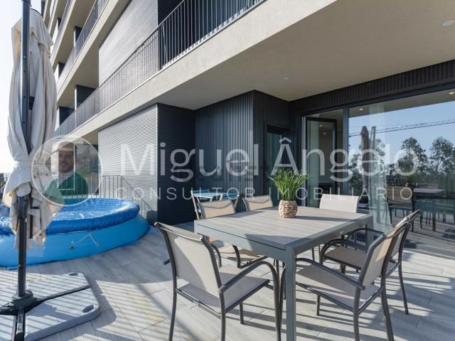 Apartamento alugar em Fânzeres, Barreiros