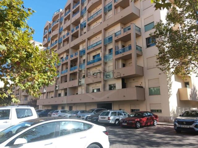 Apartamento venda em Faro