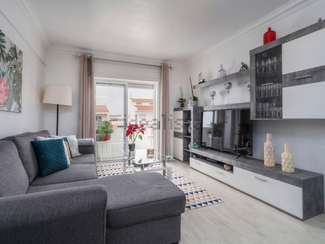 Apartamento venda em Patacão, Faro