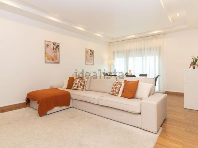 Apartamento venda em Fernão Ferro, Seixal