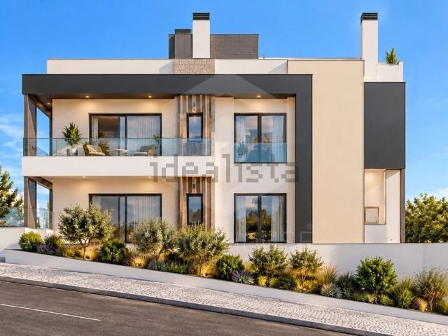 Apartamento venda em Fernão Ferro, Seixal