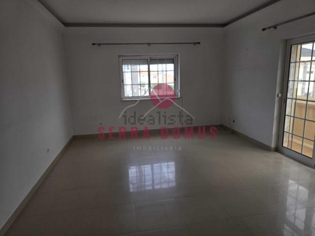 Apartamento alugar em Fernão Ferro, Seixal