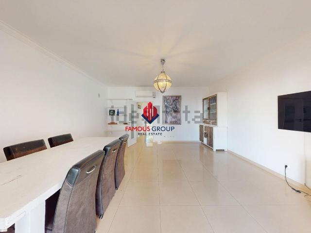 Duplex venda em Ferragudo, Faro