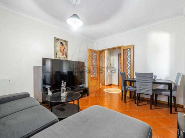 Apartamento venda em Ferreiros, Pinheiro