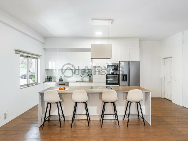Apartamento venda em Ferreiros, Misericórdia