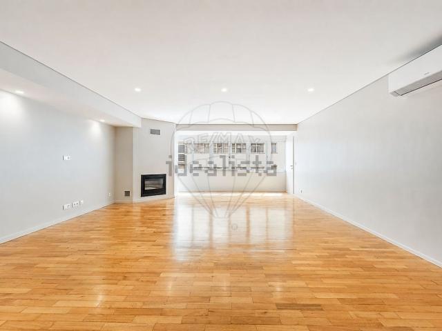 Apartamento venda em Ferreiros e Gondizalves, Braga