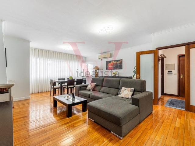 Apartamento venda em Ferreiros e Gondizalves, Braga