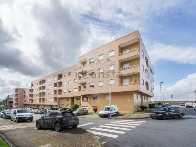 Apartamento venda em Ferreiros, Pinheiro