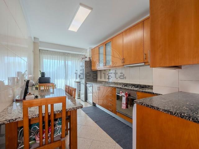 Apartamento venda em Ferreiros e Gondizalves, Braga