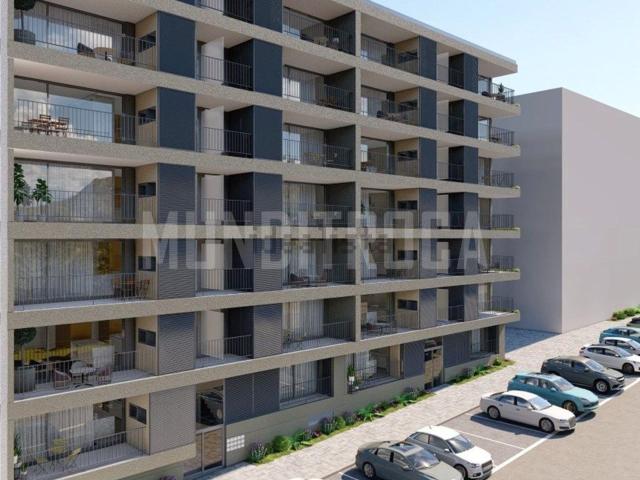 Apartamento venda em Ferreiros, Misericórdia