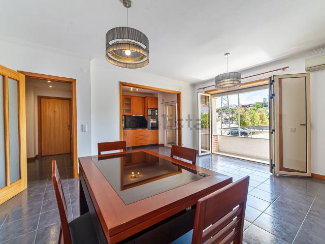 Apartamento venda em Santa Maria Da Feira, Aveiro