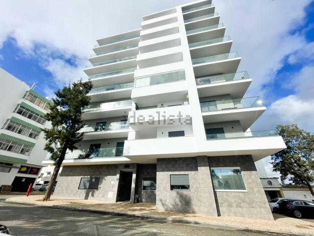 Apartamento alugar em Três Bicos, Portimão