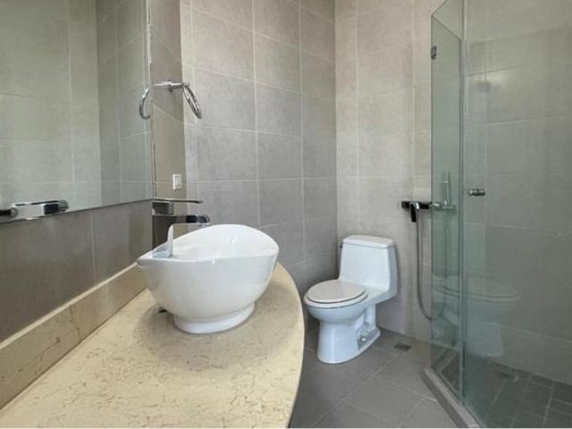 Apartamento full amoblado en venta en ph country club, san francisco