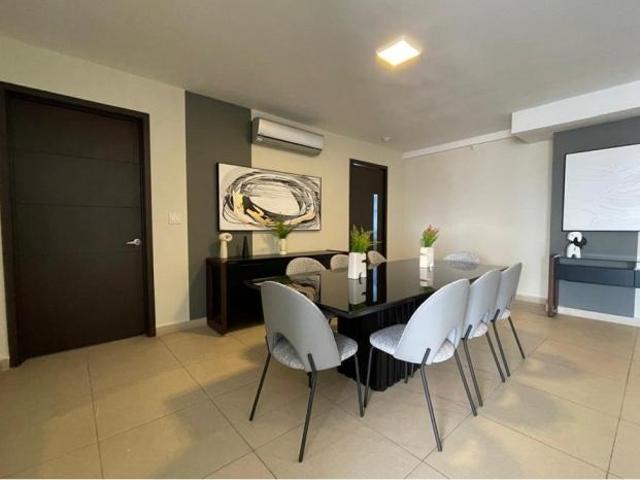 Apartamento full amoblado en venta en ph country club, san francisco