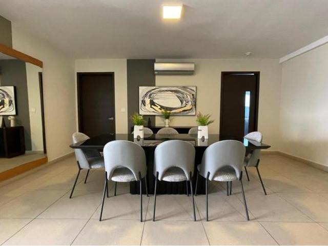 Apartamento full amoblado en venta en ph country club, san francisco