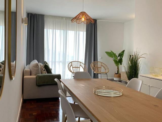 Apartamento alugar em Funchal, Pinheiro