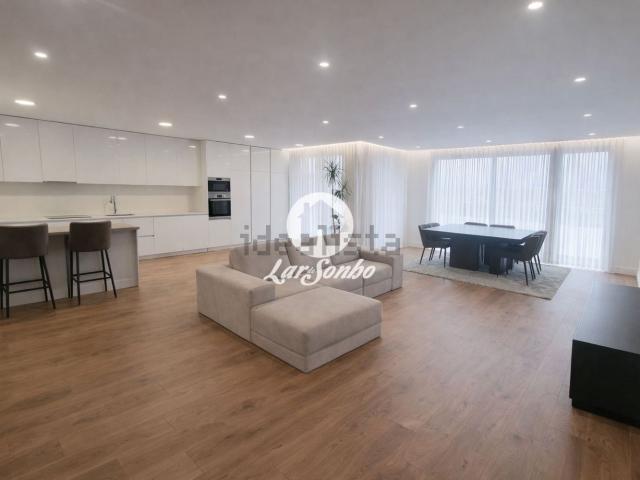 Apartamento venda em Galegos (Santa Maria), Arcozelo