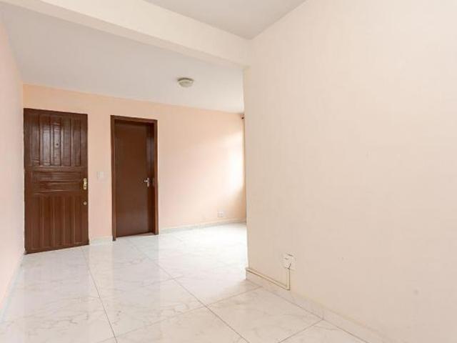 Apartamento venda em Sítio Cercado, Curitiba