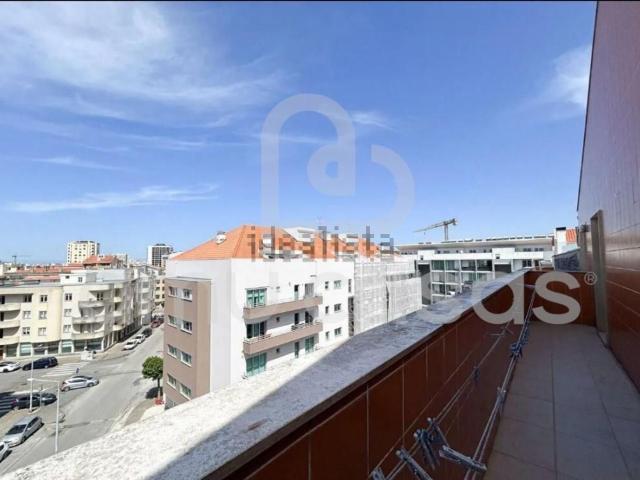 Duplex venda em Glória, Forca