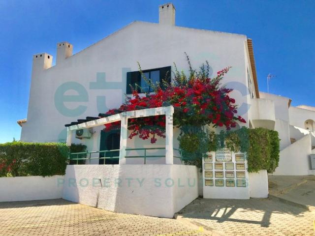 Apartamento alugar em Quarteira, Loulé