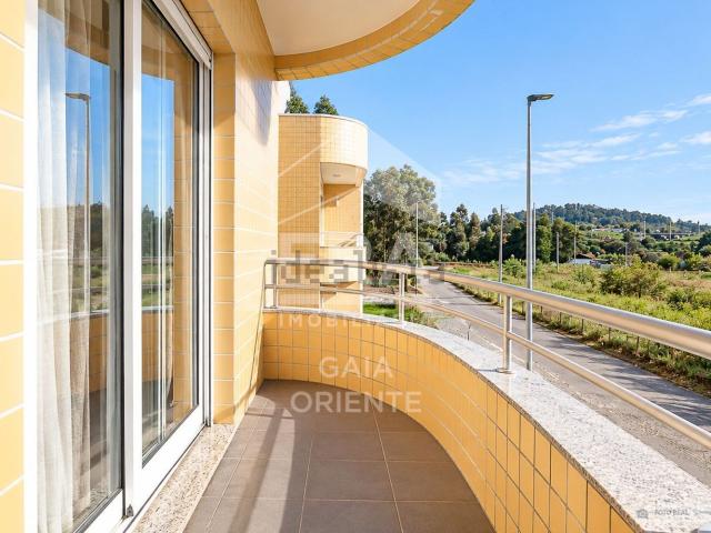 Apartamento venda em Nogueira da Regedoura, Santa Maria da Feira