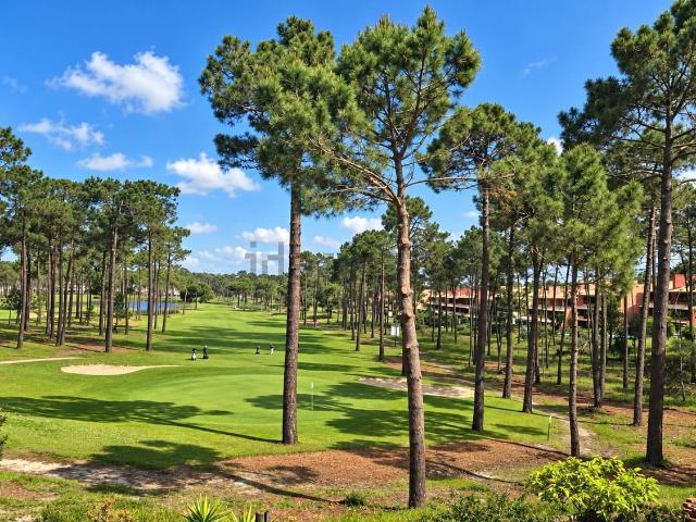 Apartamento venda em Herdade da Aroeira, Almada