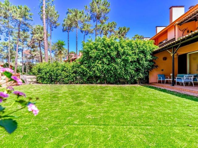 Apartamento alugar em Herdade da Aroeira, Almada