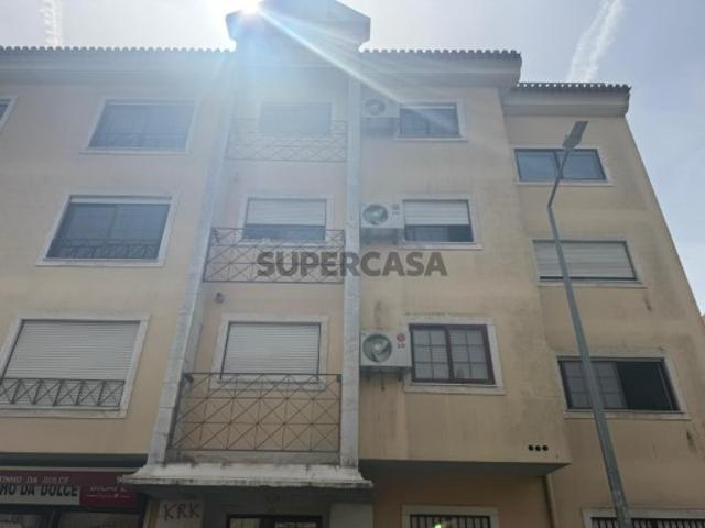 Casa venda em Carenque, Amadora