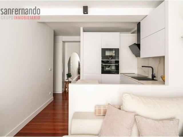 Piso en venta en Perines, Santander