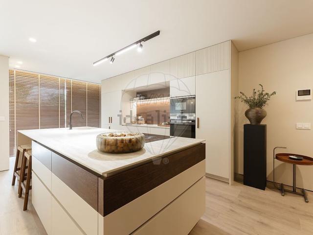 Apartamento venda em Abação e Gémeos, Guimarães