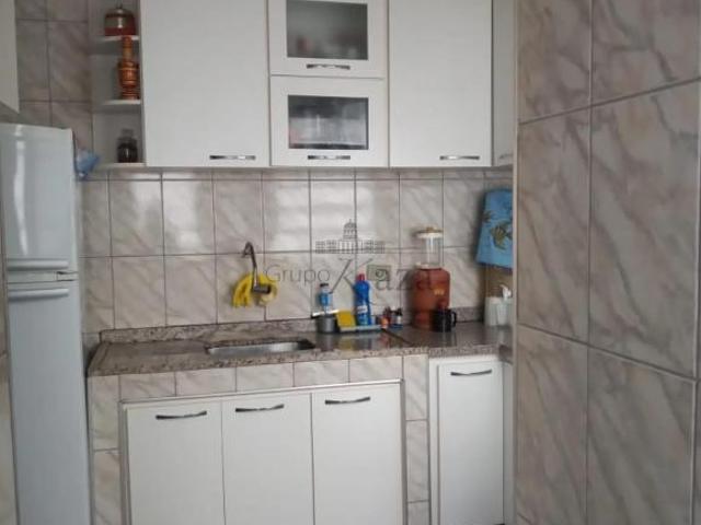 Apartamento venda em Região Imediata de São José dos Campos, Região Metropolitana do Vale do Paraíba e Litoral Norte